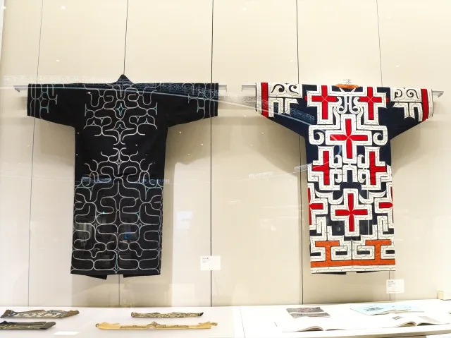アイヌの服の展示